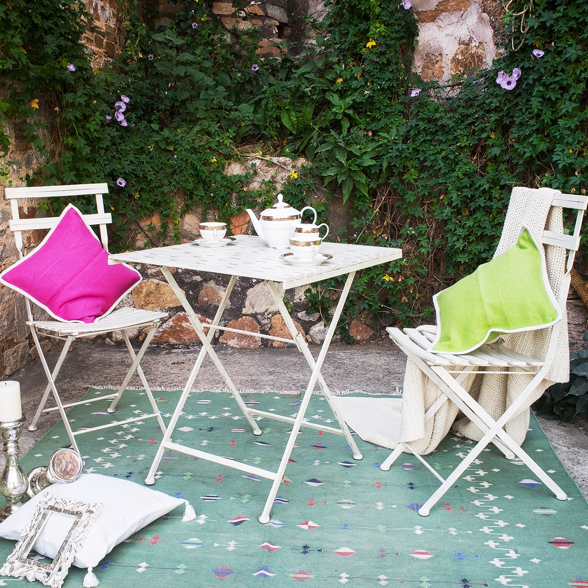 Parisian Park Furniture (1 Table & 2 Chairs)